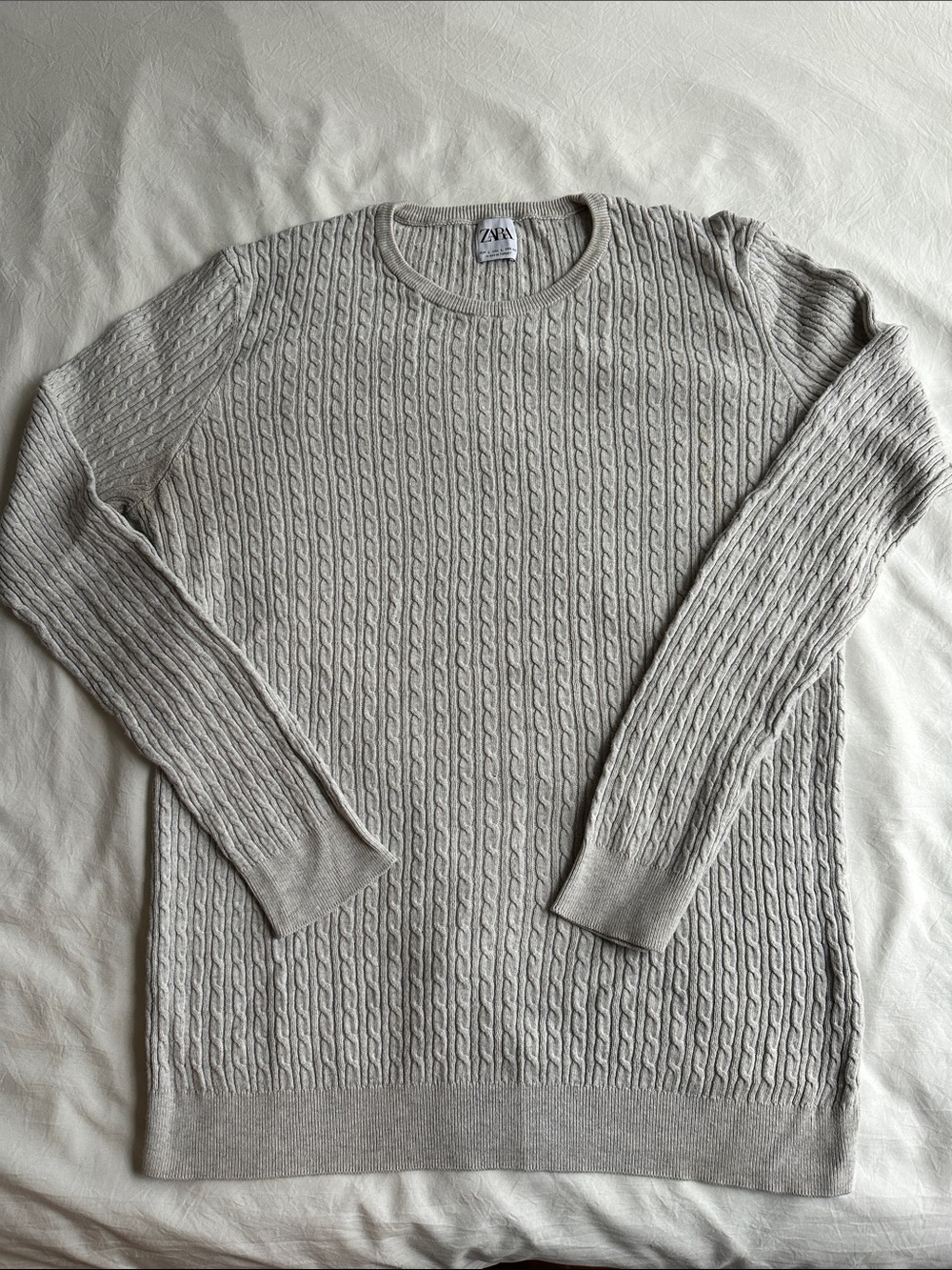 Zara Men's Crewneck Cable Knit Sweater in Light Beige